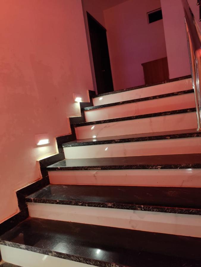 Hotel Sardar Rooms Garudeshwar Eksteriør bilde
