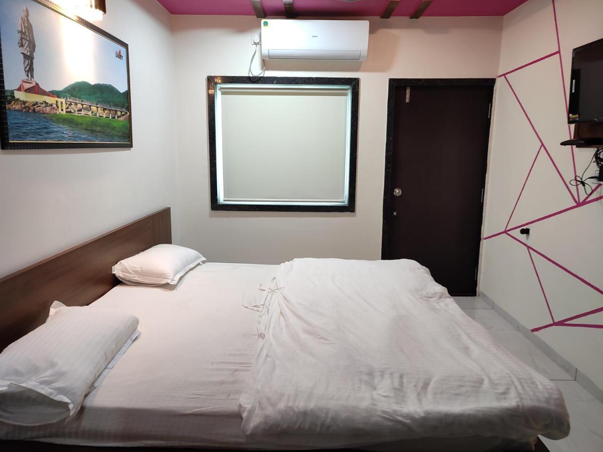 Hotel Sardar Rooms Garudeshwar Eksteriør bilde